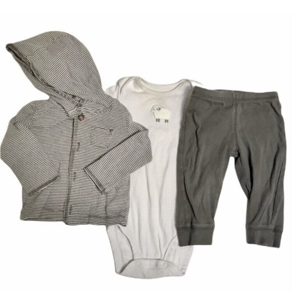 5/$25 Carter's 3 Piece Sheep Outfit Size 9m - Picture 1 of 6